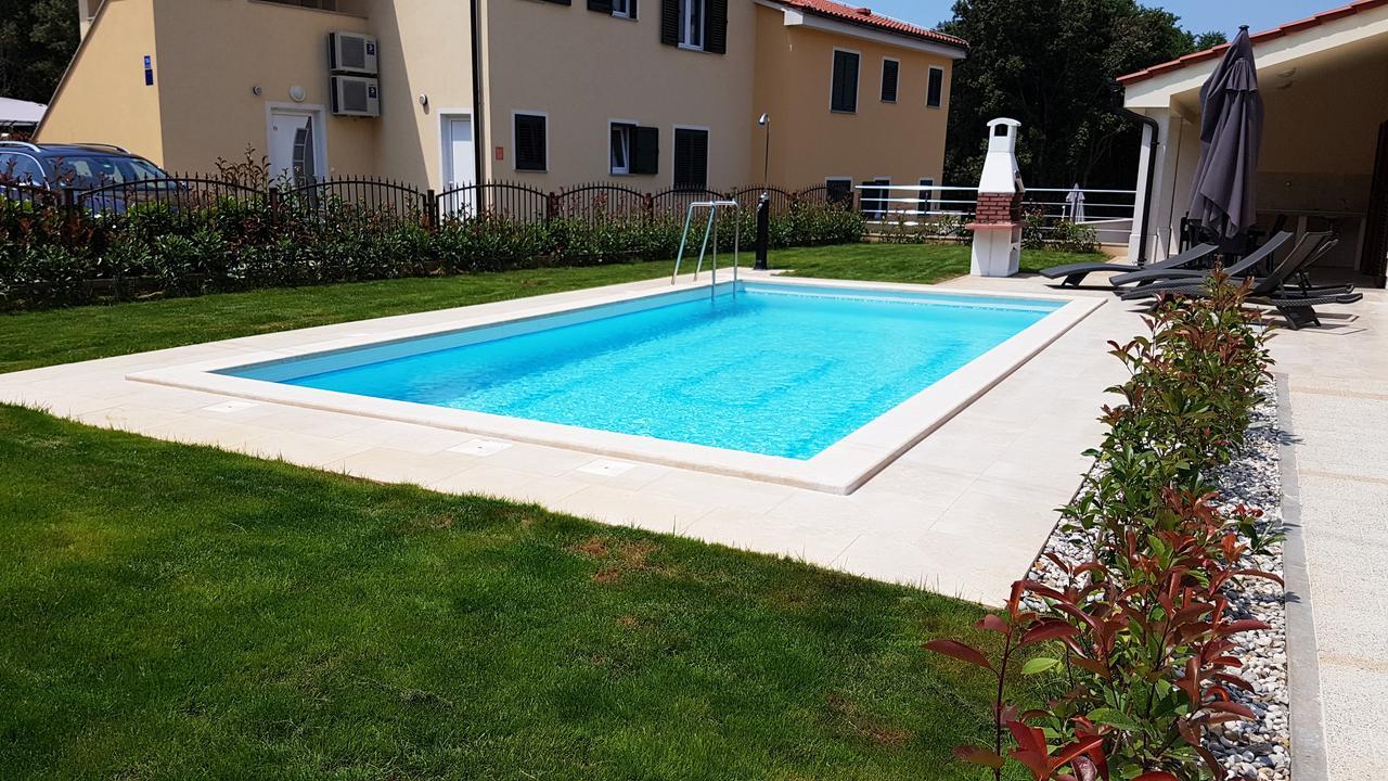 Villas Simag Баньоле Екстериор снимка